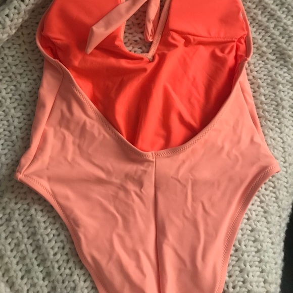 Aerie one-piece bathing suit - Picture 3 of 6